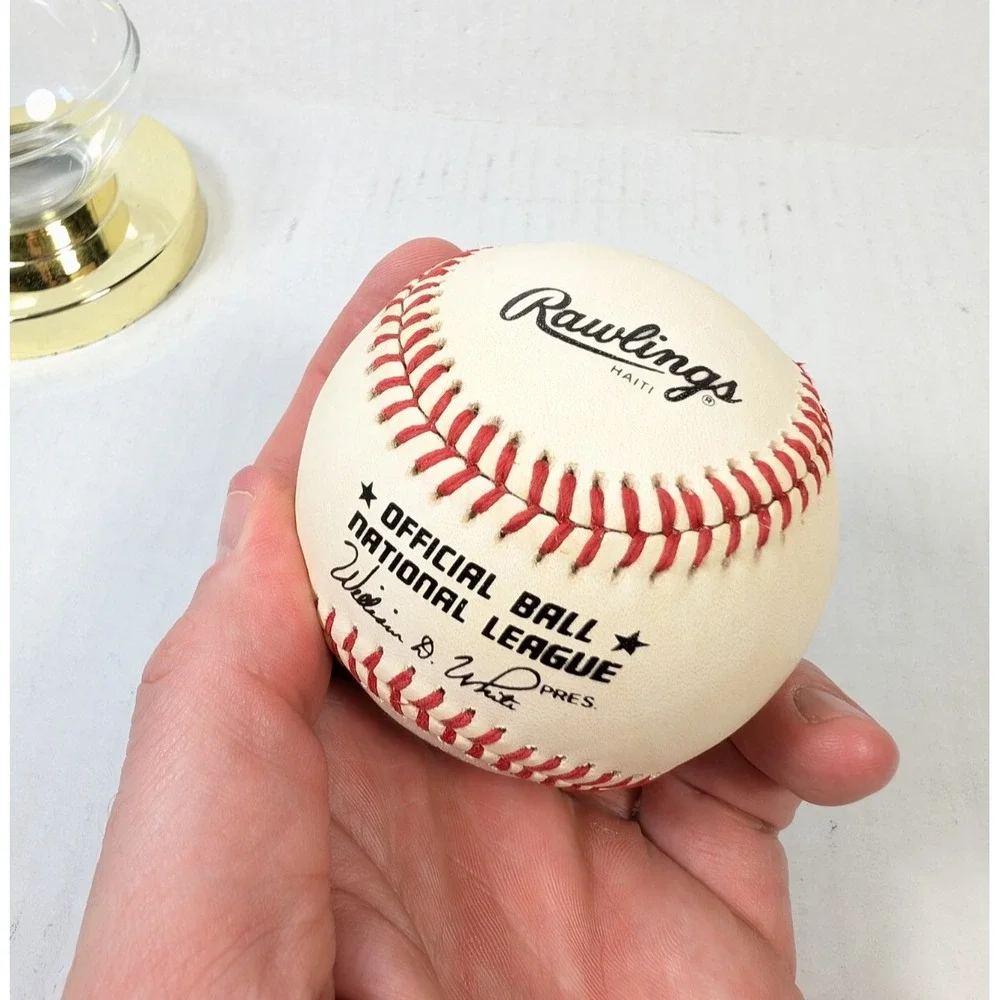 Vintage Duke Snider Signed Baseball‎ NO COA Dodgers MLB Rawlings